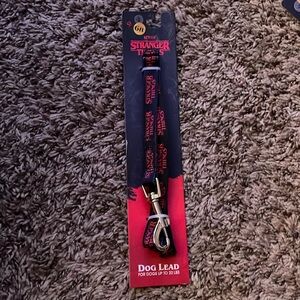 Stranger things-dog lead